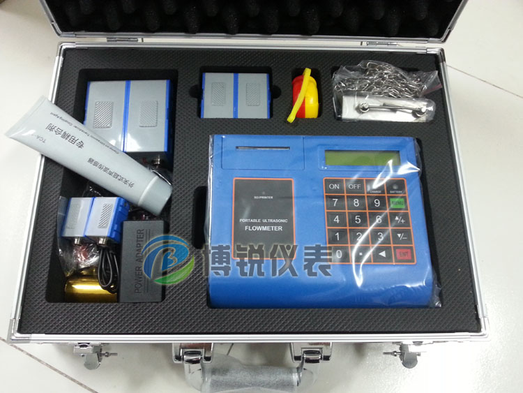 便攜式超聲波流量計(jì) 便攜式超聲波流量計(jì)